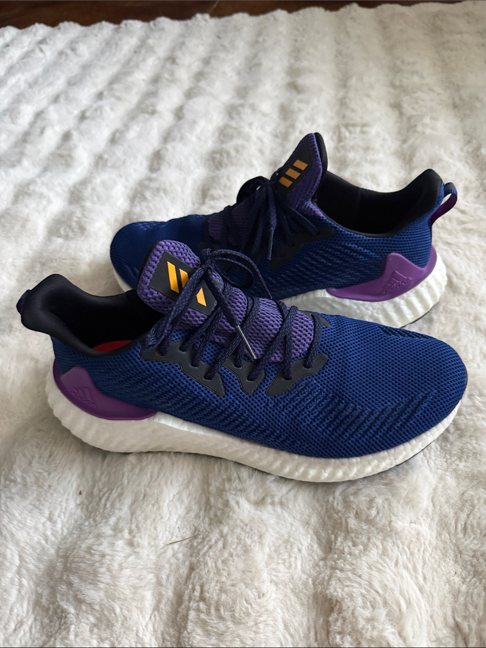 Adidas Mens Alpha-Boost running shoe 12.5